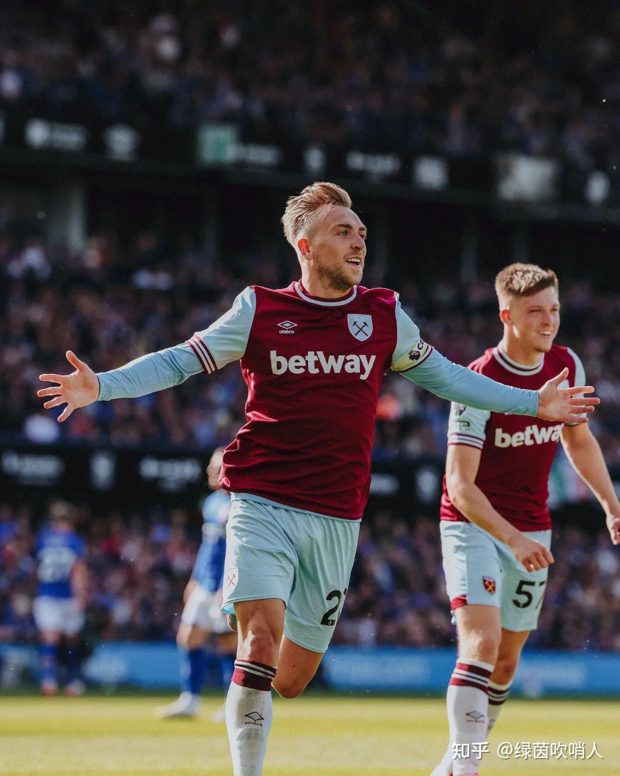 包含关键时刻西汉姆刷新队史纪录：荷甲节点到来，目标明确，资深球员宣示担当的词条