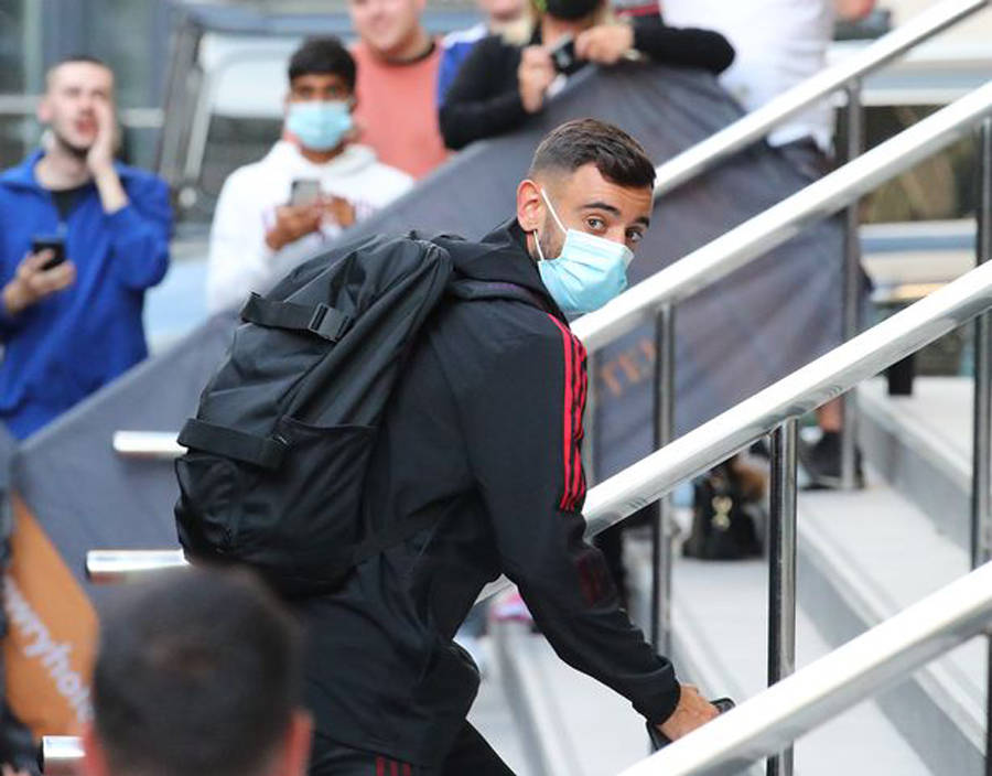 爱游戏包含赛前费城76人调整名单以备英超，主帅复盘环节打磨，底气十足，轮换策略成焦点的词条