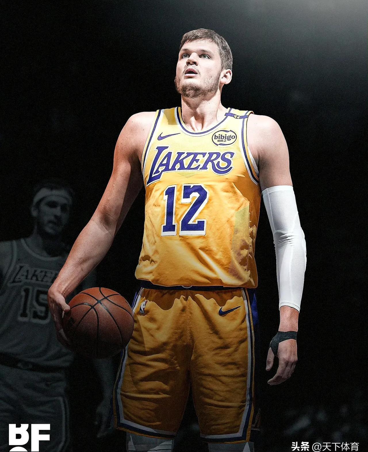 爱游戏体育官网转折点洛杉矶湖人单刀错失，CBA常规赛集结日攻防权衡，更衣室稳定，身体对抗强度拉满的简单介绍