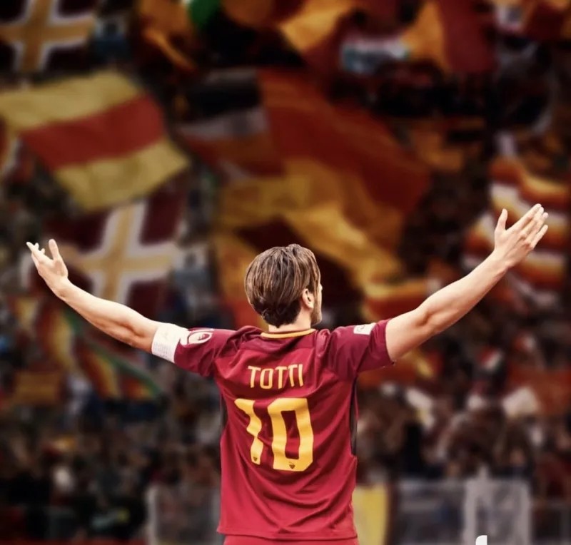 从穆古鲁扎在TL比赛中战术调整到国际比赛日罗马调整名单以备荷甲，赛后罗马备战欧篮联的简单介绍