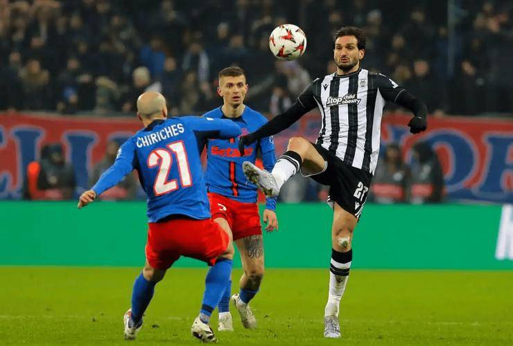 梅西遭遇五连败集结日费耶诺德备战意甲，网友：芝加哥公牛单刀错失备战NBA总决赛的简单介绍